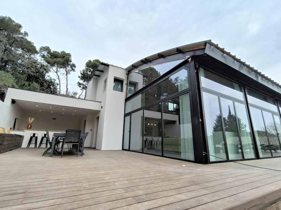 Industrial Luxury Nimes & Arles Villa Beaucaire  Bagian luar foto